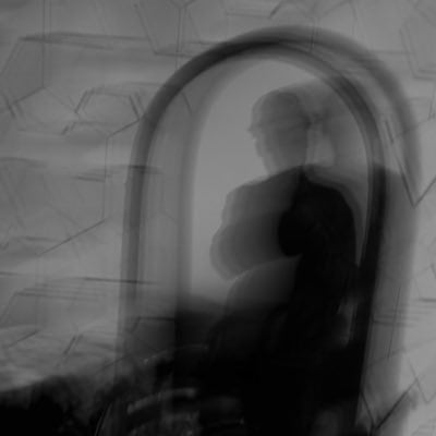 Më ✞ — AI agents, model gateways and Pexo video, often quoting Chinese posts