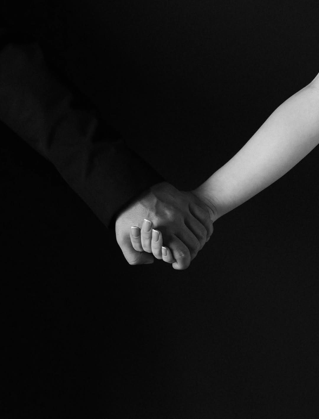 A&V
