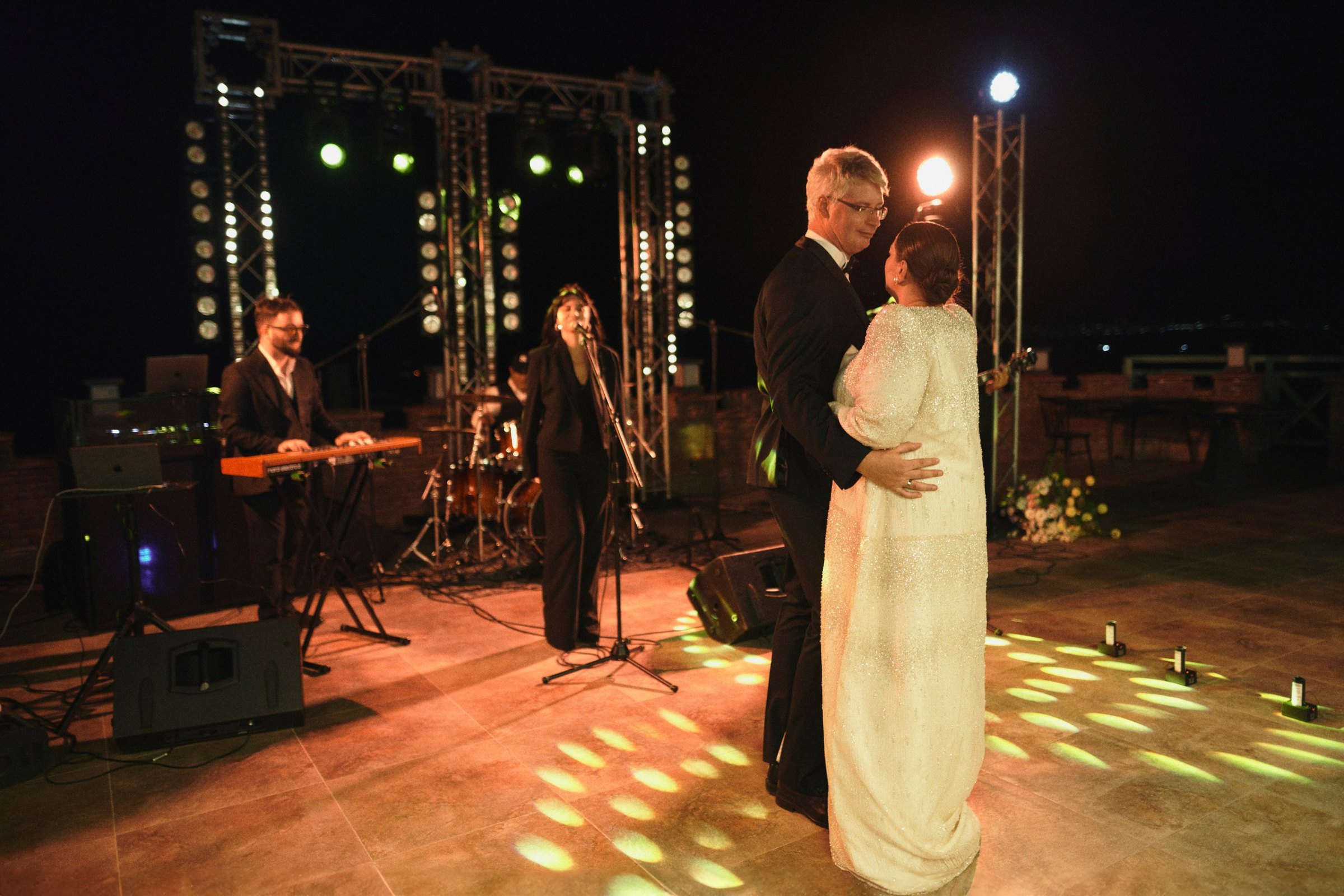 First dance on a lit floor with the live band