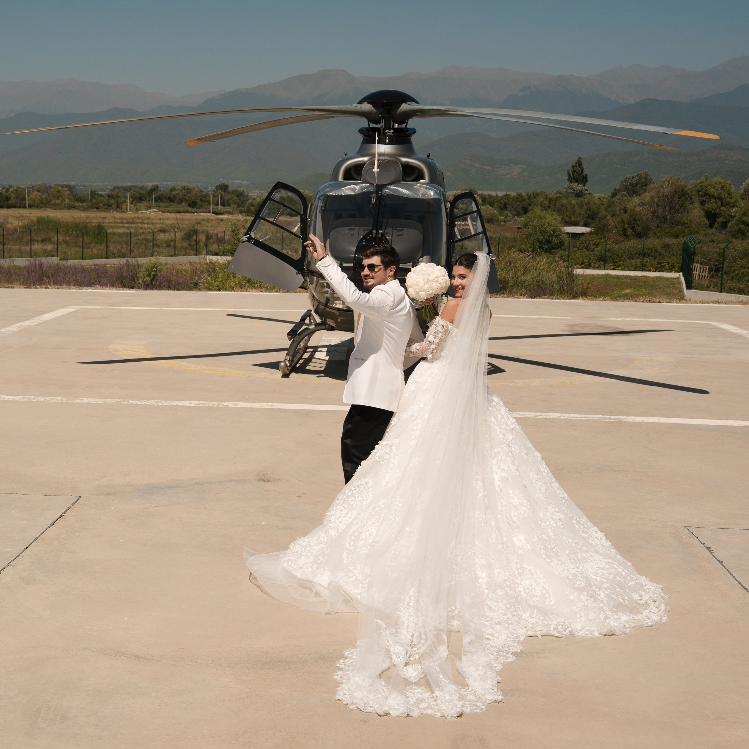 Arrival by helicopter over the Kakheti valley